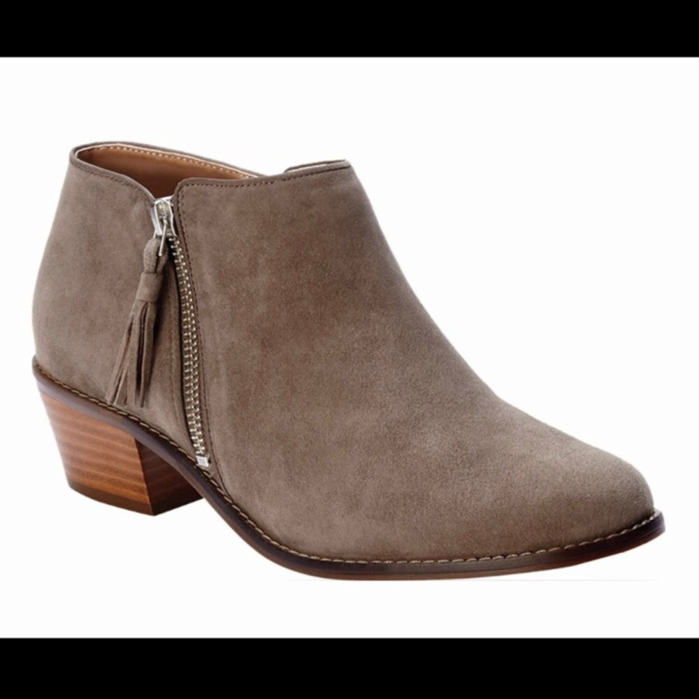 Vionic Serena suede booties 10 like new grey